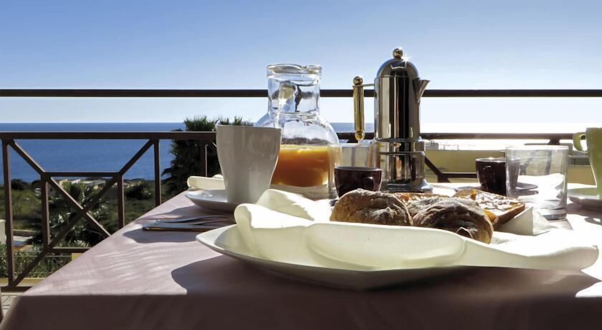 Oasi D'Oriente Aparthotel Santa Cesarea Terme Exterior foto