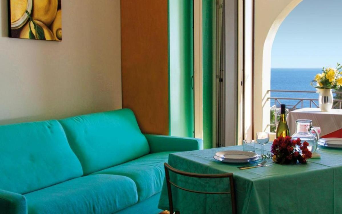 Oasi D'Oriente Aparthotel Santa Cesarea Terme Exterior foto